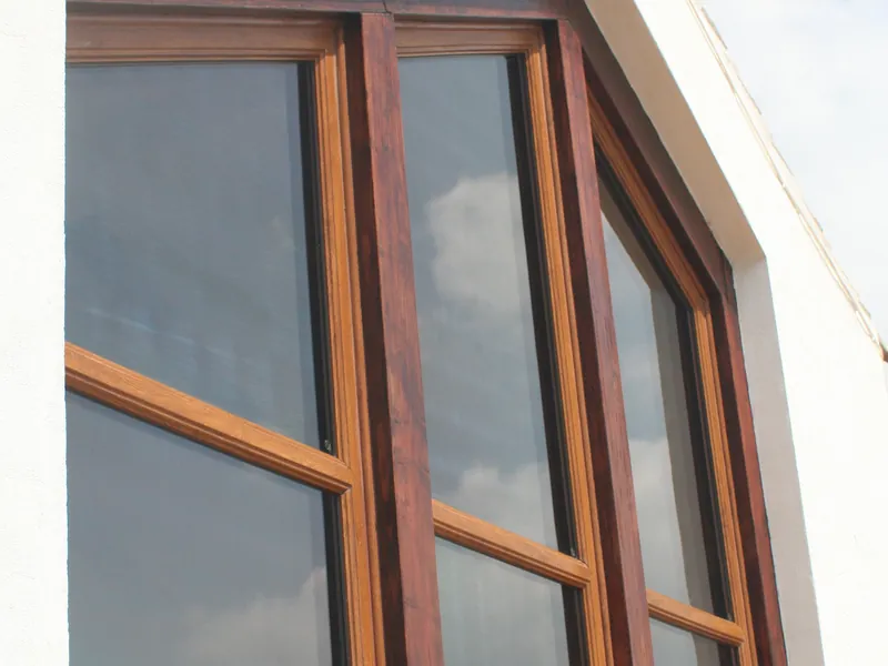 Bay Windows Moorgate